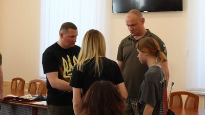 Дев’ять нагород, які присудили військовим, передали на Полтавщині Дев’ять нагород, які присудили військовим, передали на Полтавщині