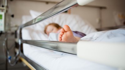Діти на Чернігівщині: вдвічі зросла кількість дітей, які захворіли на кишкові інфекції