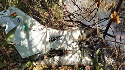 У Болівії розбився літак з фахівцями МОЗ, шестеро загиблих