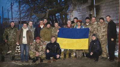 Ветеран АТО Сергій Шаповалов у Запоріжжі надає допомогу побратимам та їхнім родинам Ветеран АТО Сергій Шаповалов у Запоріжжі надає допомогу побратимам та їхнім родинам