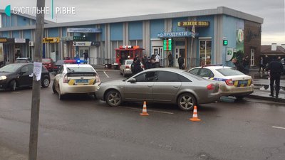 Йшов на таран та травмував копа: що відомо про погоню у Рівному Йшов на таран та травмував копа: що відомо про погоню у Рівному