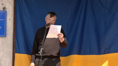 На Тернопільщині до Дня Героїв провели "Відкритий мікрофон" На Тернопільщині до Дня Героїв провели "Відкритий мікрофон"