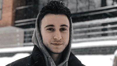 Франківець започаткував виготовлення футболок та худі, щоб допомогти Збройним силам України
