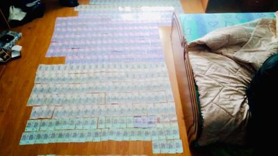 На Прикарпатті затримали групу наркодилерів, які збували товар через інтернет На Прикарпатті затримали групу наркодилерів, які збували товар через інтернет