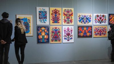 Посуд, прикраси, записи старовинних колядок: у Києві відкрилася виставка "ДоДому на Різдво. Світло української традиції"