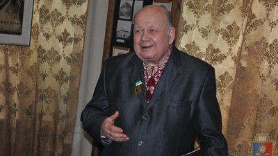 У Хмельницькому помер поет та письменник Микола Мачківський