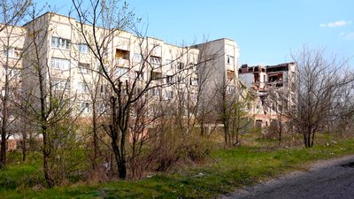 Зруйнований обстрілом РФ будинок, Донецька область Зруйнований обстрілом РФ будинок, Донецька область
