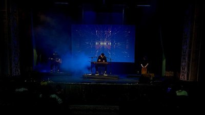 Музика перемоги. У Чернівцях на благодійному концерті зібрали майже 42 тисячі гривень для українських військових Музика перемоги. У Чернівцях на благодійному концерті зібрали майже 42 тисячі гривень для українських військових