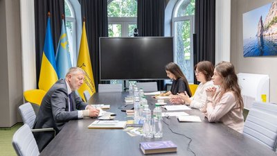 Представники України та Австралії обговорили підтримку кримських політв’язнів і долю Криму