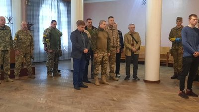 У Житомирі попрощалися з начальником Центру морально-психологічного забезпечення Збройних сил України Ігорем Павліченком У Житомирі попрощалися з начальником Центру морально-психологічного забезпечення Збройних сил України Ігорем Павліченком