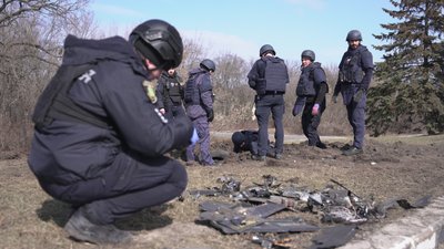 Правоохоронці на місці удару БпЛА у Харкові 16 березня 2026 року