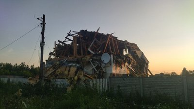 РФ обстріляла Коробочкине на Харківщині 5 липня: сталася пожежа РФ обстріляла Коробочкине на Харківщині 5 липня: сталася пожежа