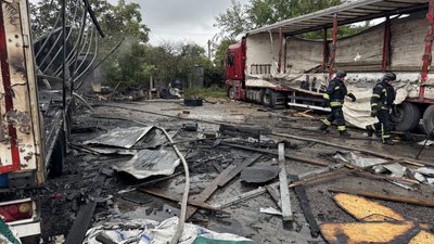 Російський дрон влучив в автостоянку. Кропивницький. 24 вересня 2026 року