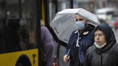 В Україні за добу підтвердили понад вісім тисяч нових випадків COVID-19