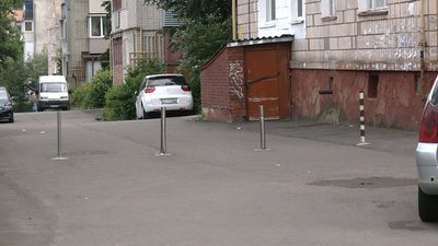 Перешкоди у дворах Перешкоди у дворах