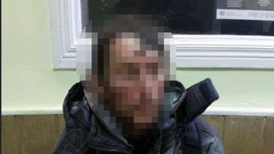 У Миколаєві поліцейські охорони затримали херсонця, який переслідував жінок У Миколаєві поліцейські охорони затримали херсонця, який переслідував жінок
