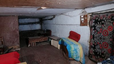 Нечистоти у підвалі та щури в квартирі. Нечистоти у підвалі та щури в квартирі.