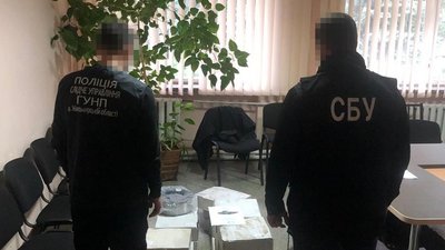 На Житомирщині СБУ викрила оборудку із держкоштами на бронетанковому заводі