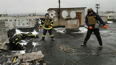 Рятувальник з Чернівців Вадим Куриш допомагав на Херсонщині Рятувальник з Чернівців Вадим Куриш допомагав на Херсонщині