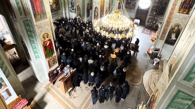У Мукачеві попрощалися із полеглим захисником Василем Капітаном У Мукачеві попрощалися із полеглим захисником Василем Капітаном