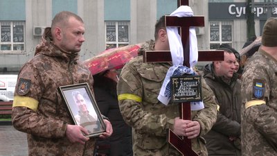 У Рівному попрощалися із військовим медиком Андрієм Ярошиком
