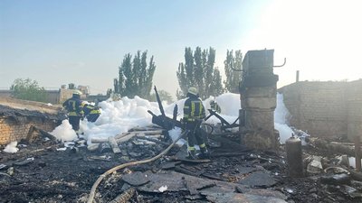 Мешканцям будинку в Запоріжжі, де сталася пожежа, міська влада виплатить грошову компенсацію Мешканцям будинку в Запоріжжі, де сталася пожежа, міська влада виплатить грошову компенсацію