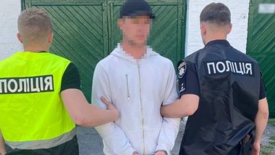 На Хмельниччині судитимуть 27-річного чоловіка, який, за версією слідства, збував канабіс