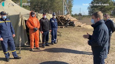 Із села на Рівненщині, де був спалах коронавірусу, зняли "блокаду" Із села на Рівненщині, де був спалах коронавірусу, зняли "блокаду"