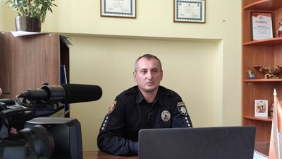 Поліцейський офіцер Байковецької громади на Тернопільщині Сергій Зембович на робочому місці Поліцейський офіцер Байковецької громади на Тернопільщині Сергій Зембович на робочому місці