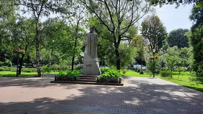 Хмельницький сквер імені Шевченка – колишнє місце для випасу худоби