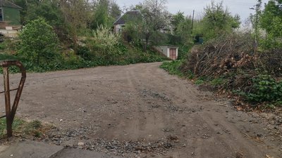 Через погану дорогу у деяких жителів Полтави нерегулярно вивозять сміття: що каже влада Через погану дорогу у деяких жителів Полтави нерегулярно вивозять сміття: що каже влада
