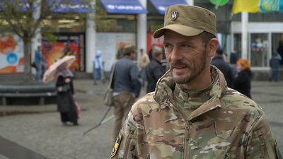 У Дніпрі влаштували ходу до Дня пам'яті та примирення, — фоторепортаж У Дніпрі влаштували ходу до Дня пам'яті та примирення, — фоторепортаж