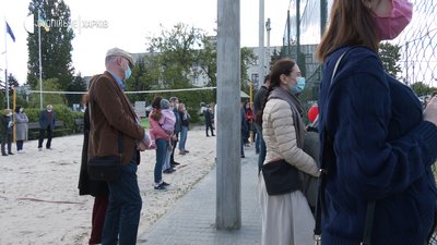 Маска "Випускник 2020": як минуло свято у школі під час карантину — репортаж Маска "Випускник 2020": як минуло свято у школі під час карантину — репортаж