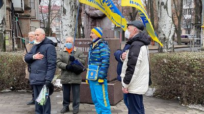 У Миколаєві вшанували пам’ять В’ячеслава Чорновола У Миколаєві вшанували пам’ять В’ячеслава Чорновола