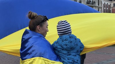 "Сьогодні я українець": у Батумі провели акцію на підтримку України "Сьогодні я українець": у Батумі провели акцію на підтримку України