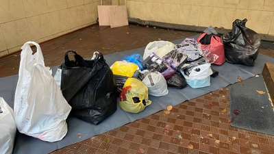 "Наш обовʼязок — допомагати захисникам": вінничани збирають речі військовим у шпиталі Краматорська