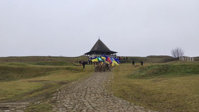 День Соборності України: на межі Тернопільщини відбулась зустріч трьох областей День Соборності України: на межі Тернопільщини відбулась зустріч трьох областей
