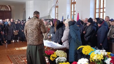 У Свято-Георгіївському храмі Хмельницького прощалися із захисником Олександром Сдободяном