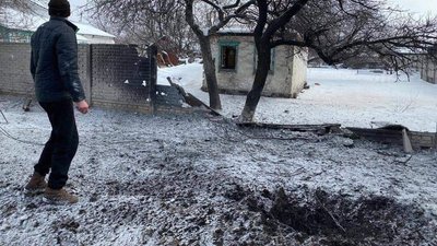 Російські окупанти обстрілюють Золоте на Луганщині Російські окупанти обстрілюють Золоте на Луганщині
