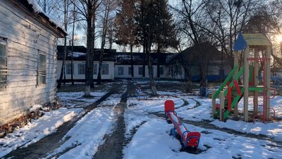 Актова зала, більярд та теніс: у селі Шаболтасівка на Чернігівщині із закритої школи роблять сільський клуб