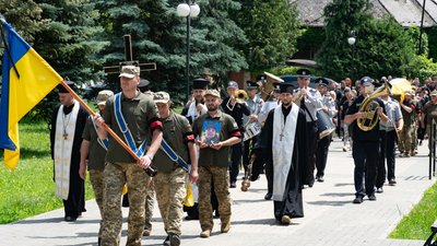 В Ужгороді попрощалися із полеглим на війні Олександром Гогою