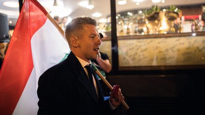  Петер Мадяр