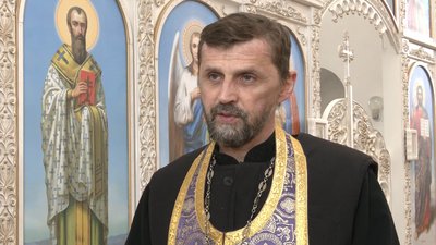 День пам’яті героїв Крут: жителі села на Черкащині доглядають за могилами невідомих крутян День пам’яті героїв Крут: жителі села на Черкащині доглядають за могилами невідомих крутян