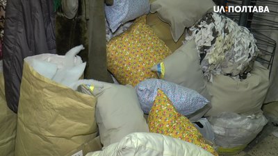 Подушки, які створили волонтери Подушки, які створили волонтери