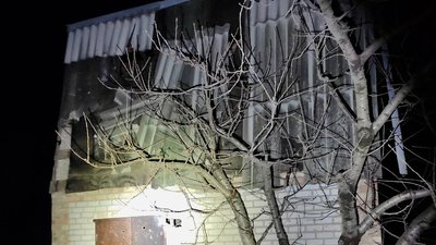 Війська РФ обстріляли Нікопольський район Дніпропетровщини: перебили лінію електропередач