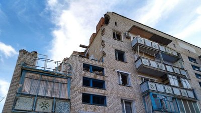 Тиждень після вибуху в будинку на Миколаївщині. Як живуть люди та чи планують повертатися до квартир