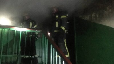 З пожежі у п'ятиповерхівці на Волині врятували подружжя З пожежі у п'ятиповерхівці на Волині врятували подружжя