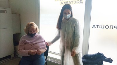 127 закарпатців з 7 жовтня щепили від коронавірусу у відділеннях Укрпошти 127 закарпатців з 7 жовтня щепили від коронавірусу у відділеннях Укрпошти