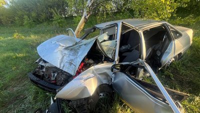На Черкащині в ДТП отримали травми двоє підлітків та жінка На Черкащині в ДТП отримали травми двоє підлітків та жінка