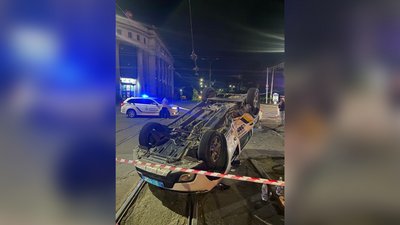 У Житомирі автомобіль поліції охорони зіштовхнувся з легковиком, є постраждалі